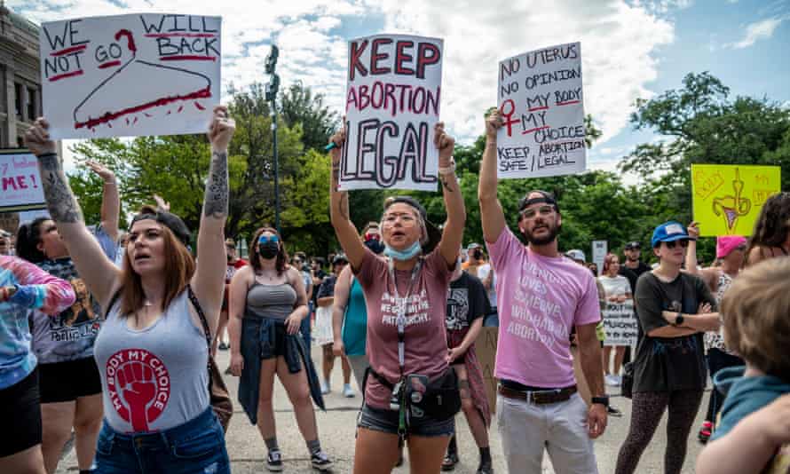 Extreme abortion laws in US takes effect in Texas