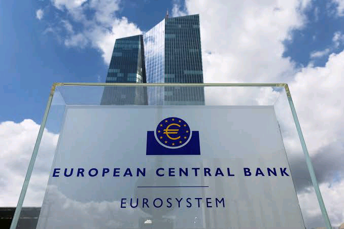 European Central Bank Raises Rates to Highest Level Since 2001